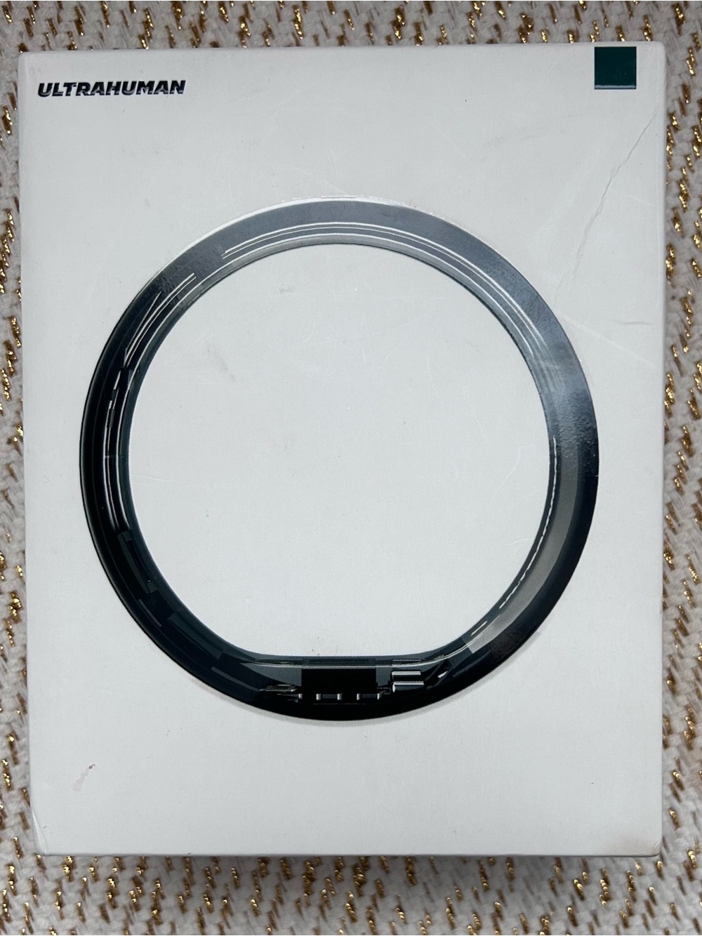 Ultrahuman Black Ring Charger - Magnetic Wearable Charger size 6